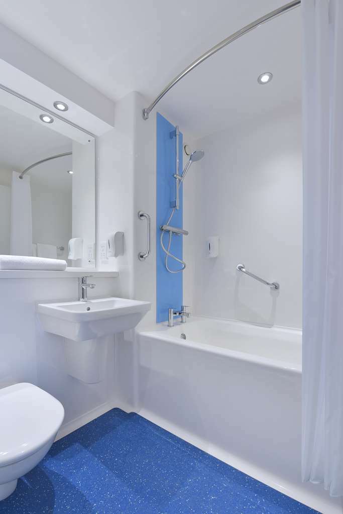 Travelodge Chester Warrington Road Pokój zdjęcie