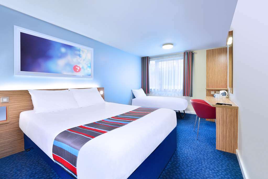 Travelodge Chester Warrington Road Pokój zdjęcie